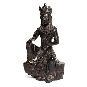 LOT 69 | LACQUERED WOOD CARVING OF SEATED GUANYIN